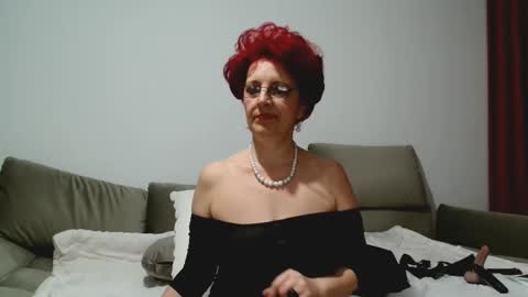 Snapshot of milffsupreme chatting on February 2025 09:15:02 PM Milfsupreme online show from February 2025 09:15:02 PM