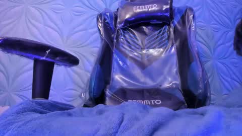 MAX online show from October 2025 10:12:02 AM