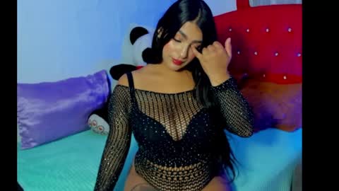 indenpendent model online show from December 2024 04:31:02 AM
