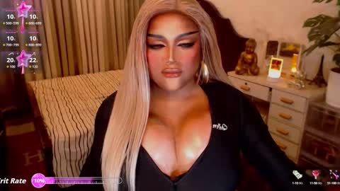 Snapshot of milkshakelavinia chatting on October 2025 01:03:02 AM milkshakelavinia online show from October 2025 01:03:02 AM