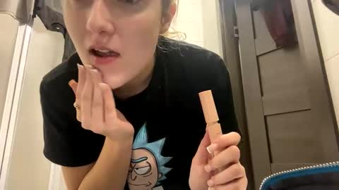 Snapshot of milkybaby269137 chatting on December 2024 04:04:01 PM milkybaby269137 online show from December 2024 04:04:01 PM