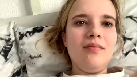 Snapshot of milkybaby269137 chatting on February 2025 07:49:02 AM milkybaby269137 online show from February 2025 07:49:02 AM