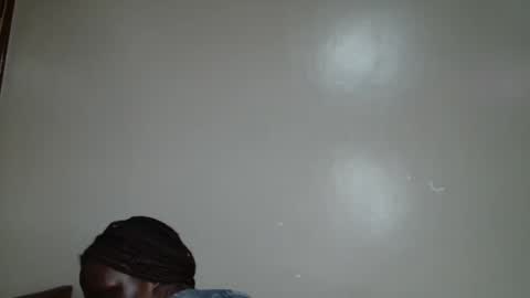 Snapshot of milla_nova chatting on November 2025 12:46:02 AM nova online show from November 2025 12:46:02 AM