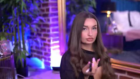 Milla online show from November 2025 06:45:01 AM