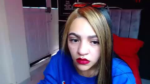 Violeta online show from December 2024 03:09:02 PM