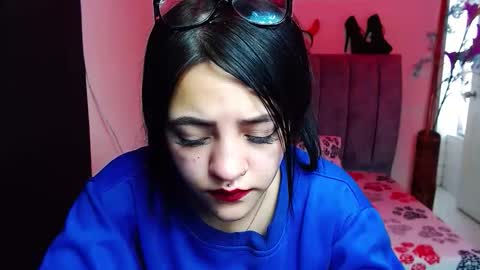 Snapshot of millacounisslosexanal chatting on October 2025 01:51:02 PM Violeta online show from October 2025 01:51:02 PM