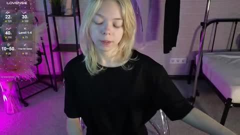 Snapshot of millaholt chatting on October 2025 01:44:02 AM Hello Im Mila online show from October 2025 01:44:02 AM