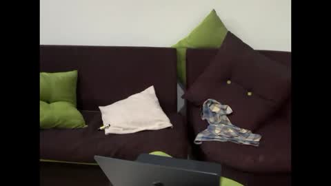 SlimnHungOH online show from October 2025 10:32:02 PM