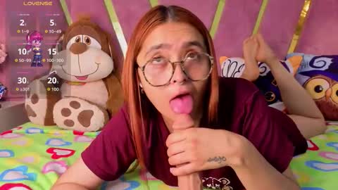 Snapshot of milleyjones_ chatting on October 2025 08:07:02 PM milleyjones_ online show from October 2025 08:07:02 PM