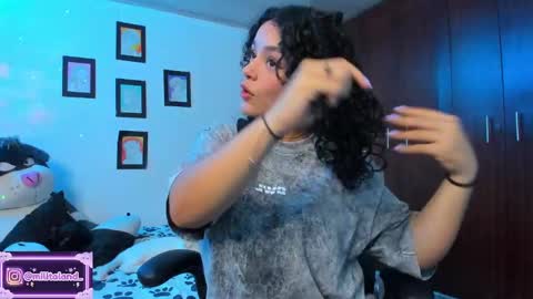 Snapshot of millie_lamar chatting on October 2025 01:03:02 AM online show from October 2025 01:03:02 AM