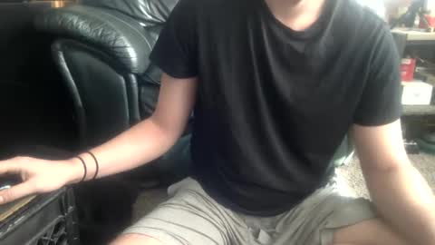 Snapshot of millionsmcgee chatting on February 2025 07:27:02 PM Millions online show from February 2025 07:27:02 PM