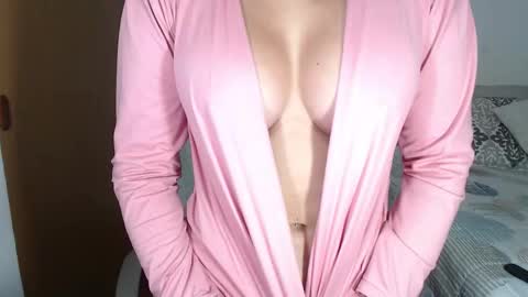 Milly online show from October 2025 01:03:01 AM