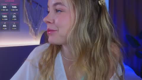 Milly    online show from October 2025 06:58:02 AM