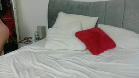 Milly online show from September 2025 07:02:02 AM