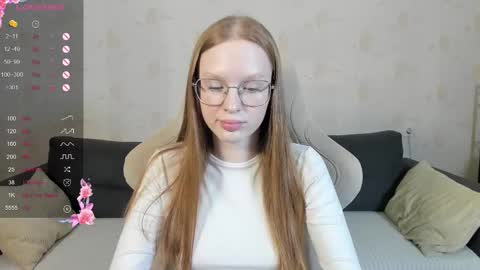 Snapshot of milymi_ chatting on November 2025 04:06:01 PM Milena and Jasper online show from November 2025 04:06:01 PM