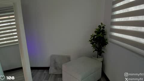 mimmyfit1 online show from December 2024 07:15:02 PM