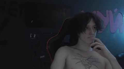 Snapshot of min1pekka chatting on October 2025 12:30:02 AM Max online show from October 2025 12:30:02 AM