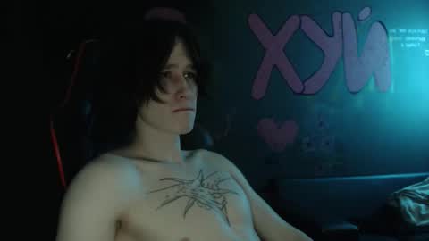 Snapshot of min1pekka chatting on November 2025 12:21:02 AM Max online show from November 2025 12:21:02 AM