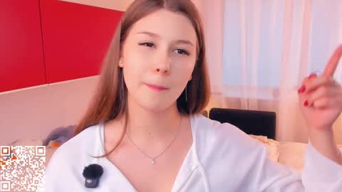 Snapshot of minditrelles chatting on November 2025 07:09:02 AM Mindi online show from November 2025 07:09:02 AM