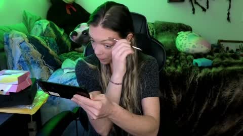 Mindy Mars online show from January 2025 04:01:01 PM