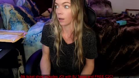 Mindy Mars online show from January 2025 07:03:01 PM