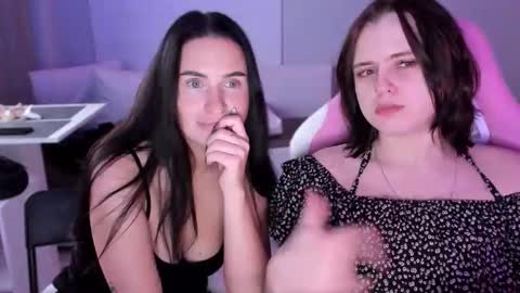 mingloss online show from September 2025 01:34:02 PM
