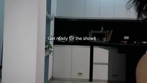   Mini Mila Kunis ft Ashton Katchero. Follow me to stay in touch  online show from October 2025 06:27:02 PM