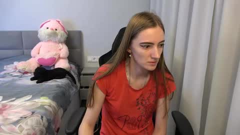 Snapshot of minisweetkt chatting on November 2025 04:22:02 AM Kate online show from November 2025 04:22:02 AM