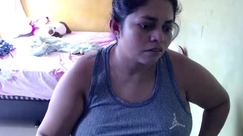 Andrea online show from February 2025 05:06:01 PM