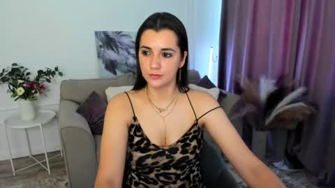 Jessi online show from September 2025 11:45:02 AM