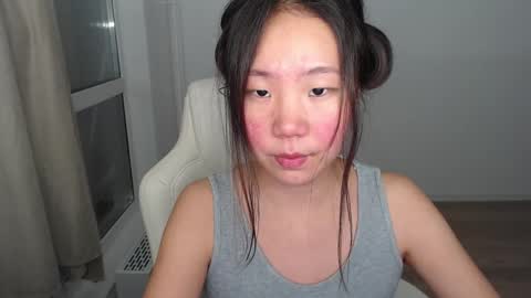 Snapshot of mira_g chatting on February 2025 03:21:01 PM mira_g online show from February 2025 03:21:01 PM