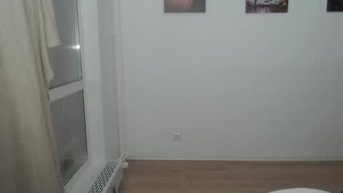 Snapshot of mira_g chatting on February 2025 04:04:02 PM mira_g online show from February 2025 04:04:02 PM