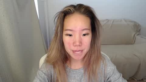 Snapshot of mira_g chatting on September 2025 06:15:02 AM mira_g online show from September 2025 06:15:02 AM