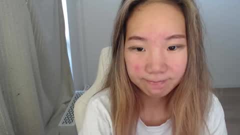 Snapshot of mira_g chatting on October 2025 09:29:02 AM mira_g online show from October 2025 09:29:02 AM