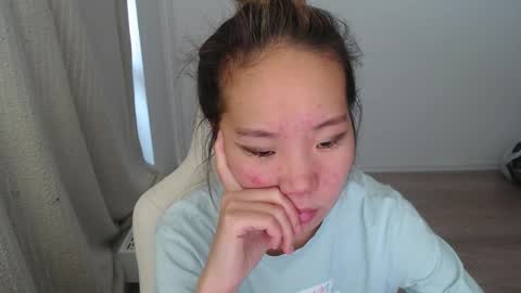 Snapshot of mira_g chatting on October 2025 12:47:02 PM mira_g online show from October 2025 12:47:02 PM