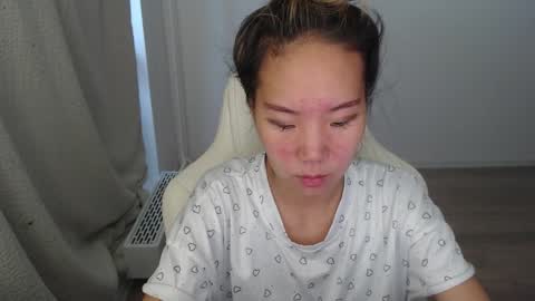 Snapshot of mira_g chatting on October 2025 06:46:02 AM mira_g online show from October 2025 06:46:02 AM