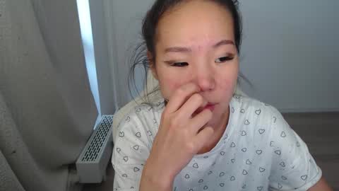 Snapshot of mira_g chatting on October 2025 09:43:02 AM mira_g online show from October 2025 09:43:02 AM