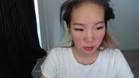 Snapshot of mira_g chatting on October 2025 08:13:01 AM mira_g online show from October 2025 08:13:01 AM