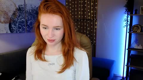 Snapshot of mira_glace chatting on February 2025 12:47:01 PM Mira3 online show from February 2025 12:47:01 PM