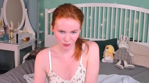 Snapshot of mira_glace chatting on February 2025 03:42:02 PM Mira3 online show from February 2025 03:42:02 PM