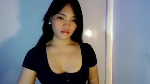 Mira Bella online show from December 2024 09:35:01 PM