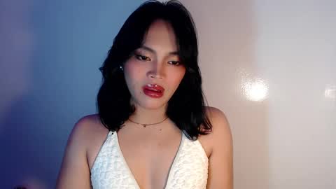 Mira Bella online show from February 2025 05:26:02 PM