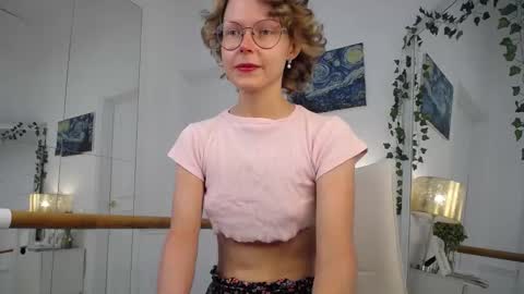 mira_marni online show from September 2025 11:15:01 AM