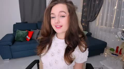 Snapshot of miraclecurly chatting on February 2025 10:26:02 AM Emma online show from February 2025 10:26:02 AM