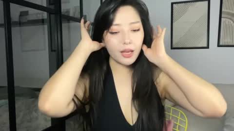 Snapshot of mirafloat chatting on November 2025 01:11:02 PM mirafloat online show from November 2025 01:11:02 PM