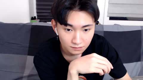 Snapshot of miram_yoo chatting on January 2025 08:43:01 PM              online show from January 2025 08:43:01 PM