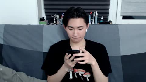 Snapshot of miram_yoo chatting on January 2025 02:56:01 AM              online show from January 2025 02:56:01 AM
