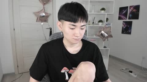 Snapshot of miram_yoo chatting on February 2025 09:46:02 PM              online show from February 2025 09:46:02 PM