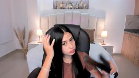 Snapshot of miranda_crawfor chatting on October 2025 12:12:02 PM miranda_crawfor online show from October 2025 12:12:02 PM