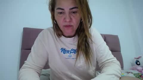 Snapshot of miranda_zacky chatting on February 2025 11:41:02 AM Miranda Indep Model Thank you very much for all your support online show from February 2025 11:41:02 AM